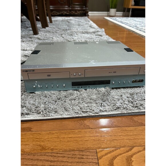 Go-Video DVR4300 DVD Player / Video Cassette Recorder (VCR) - Picture 1 of 4